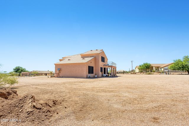 83 S GERONIMO Road, Apache Junction, AZ 85119