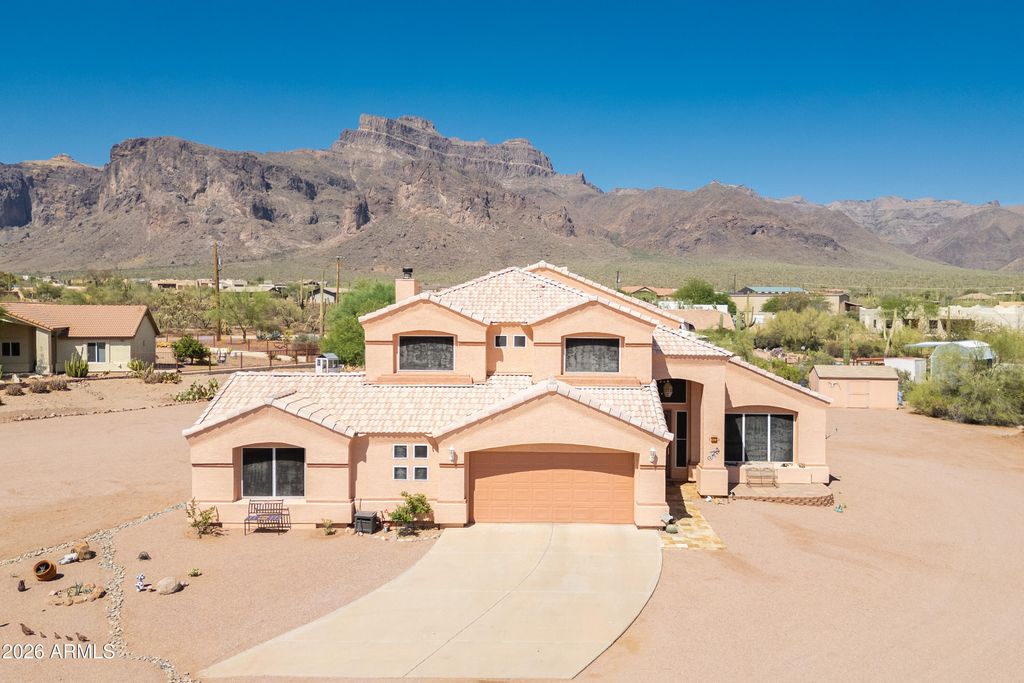83 S GERONIMO Road, Apache Junction, AZ 85119 — photo 2