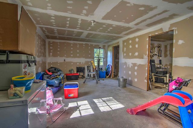 131 Prater Road, Trenton, GA 30752