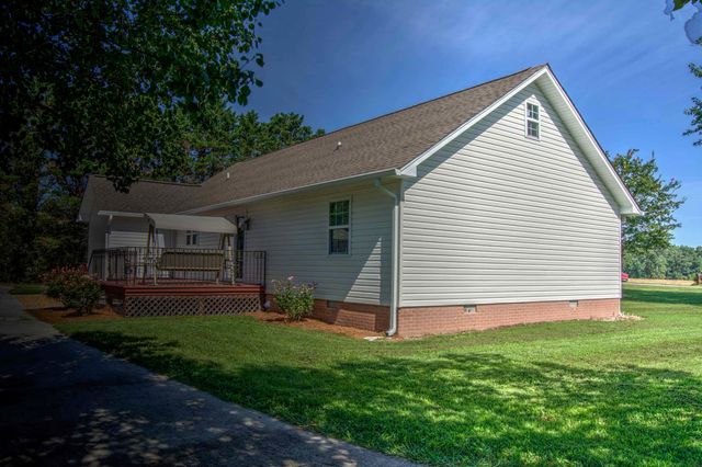 131 Prater Road, Trenton, GA 30752