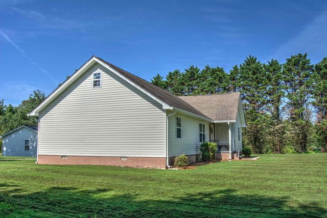 131 Prater Road, Trenton, GA 30752