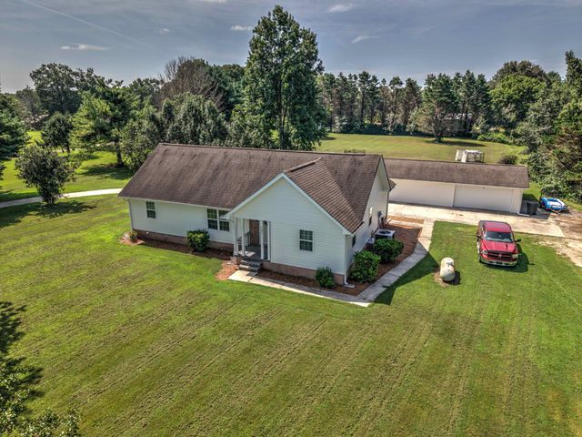 131 Prater Road, Trenton, GA 30752