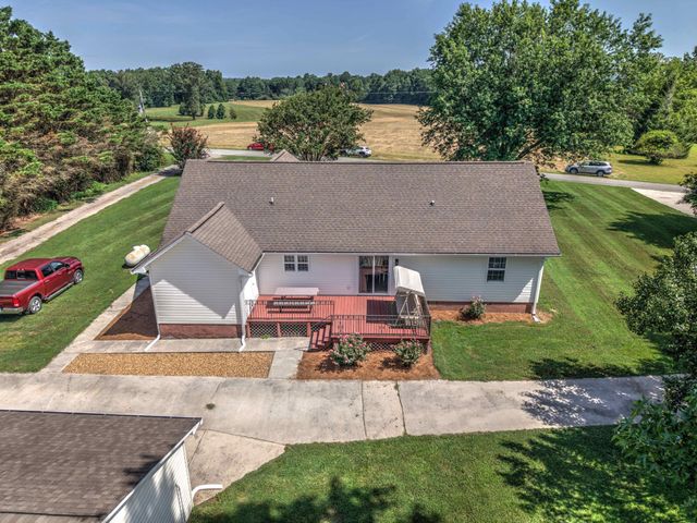 131 Prater Road, Trenton, GA 30752