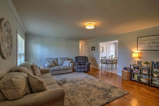 131 Prater Road, Trenton, GA 30752