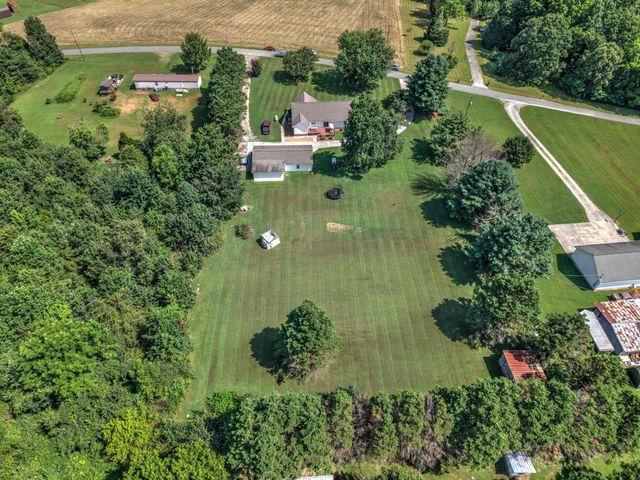 131 Prater Road, Trenton, GA 30752