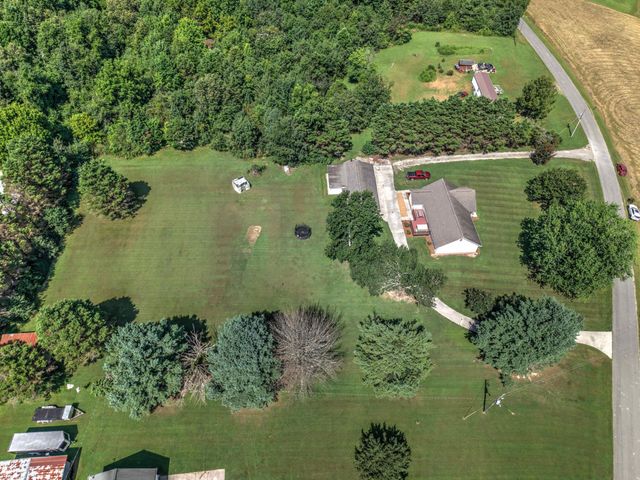 131 Prater Road, Trenton, GA 30752