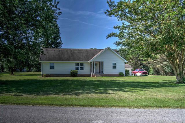 131 Prater Road, Trenton, GA 30752