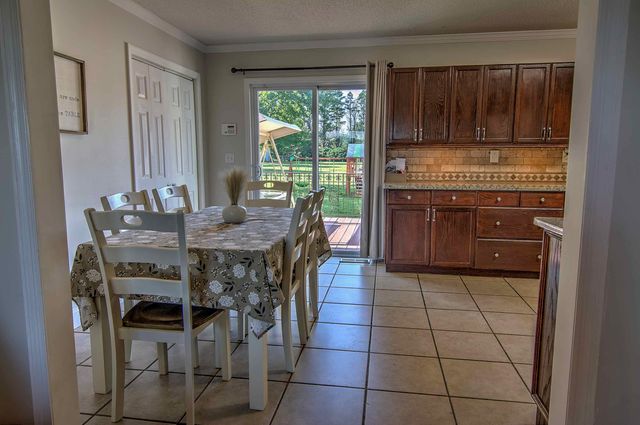 131 Prater Road, Trenton, GA 30752