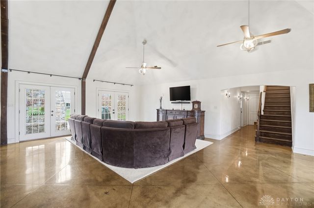 1574 Vicki Lane, Turtlecreek Twp, OH 45036