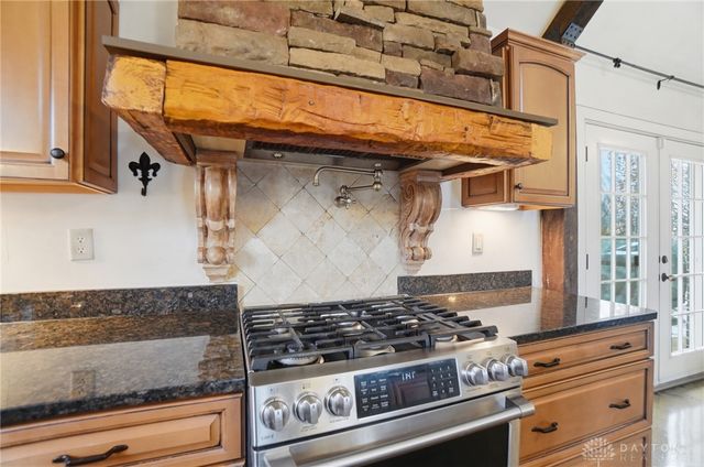 1574 Vicki Lane, Turtlecreek Twp, OH 45036