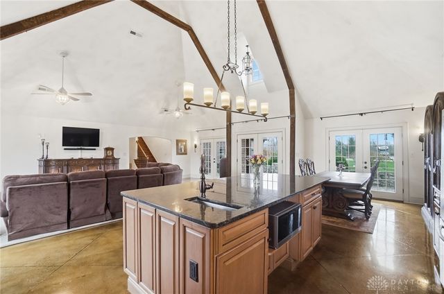 1574 Vicki Lane, Turtlecreek Twp, OH 45036