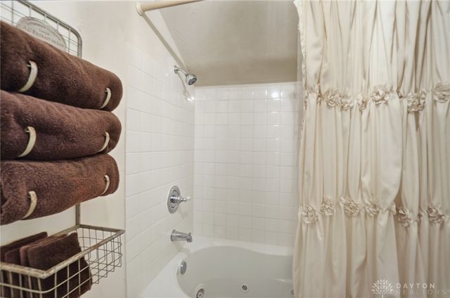 1574 Vicki Lane, Turtlecreek Twp, OH 45036