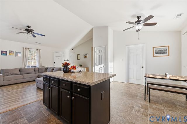 109 St Charles Pl, Aylett, VA 23009