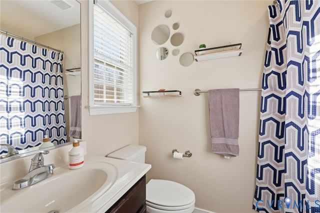 109 St Charles Pl, Aylett, VA 23009