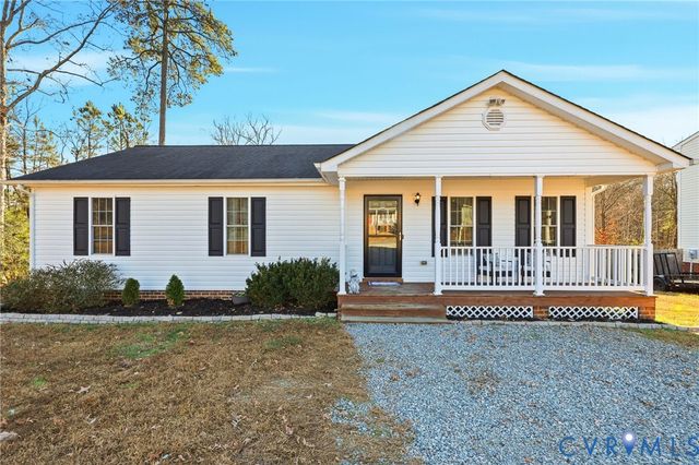 109 St Charles Pl, Aylett, VA 23009