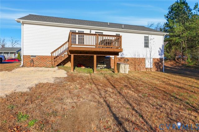 109 St Charles Pl, Aylett, VA 23009