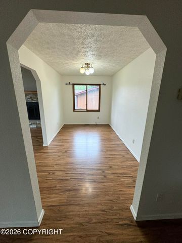 2241 Sues Way, Anchorage, AK 99516