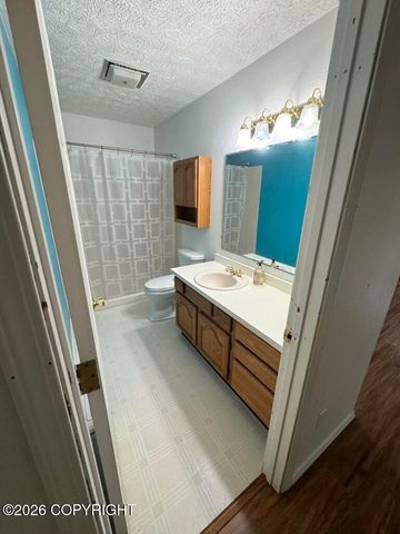 2241 Sues Way, Anchorage, AK 99516