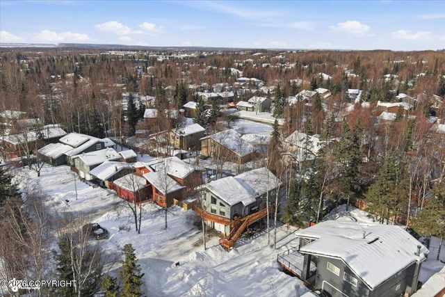 2241 Sues Way, Anchorage, AK 99516