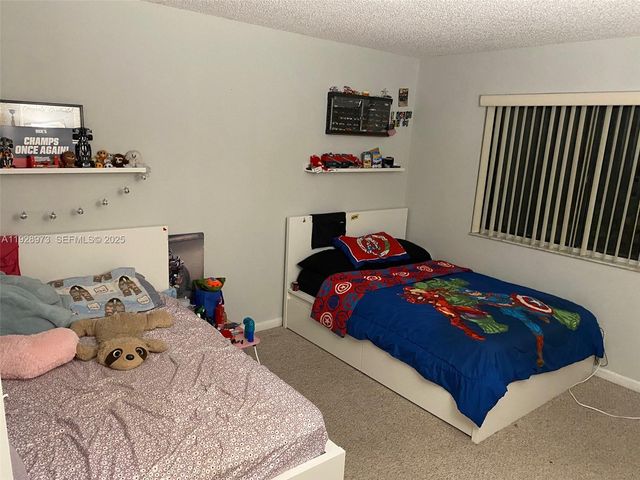 419 Lakeview Dr 201, Weston, FL 33326