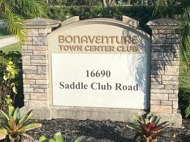 419 Lakeview Dr 201, Weston, FL 33326