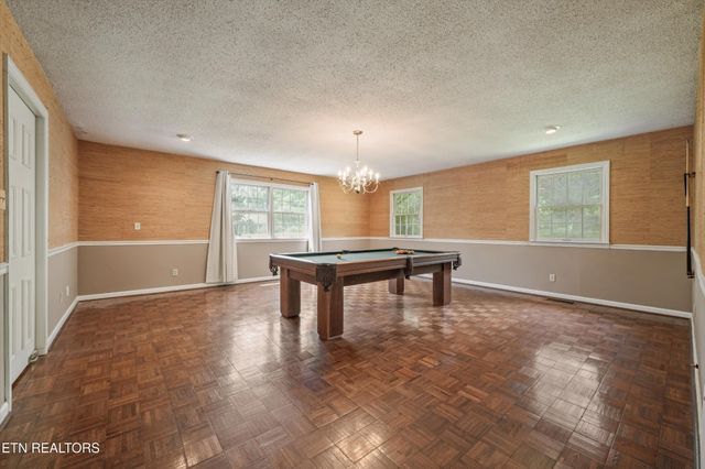 5403 E Sunset Rd, Knoxville, TN 37914