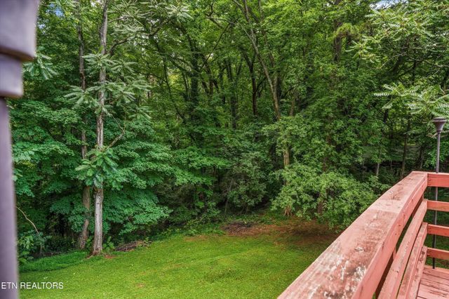 5403 E Sunset Rd, Knoxville, TN 37914