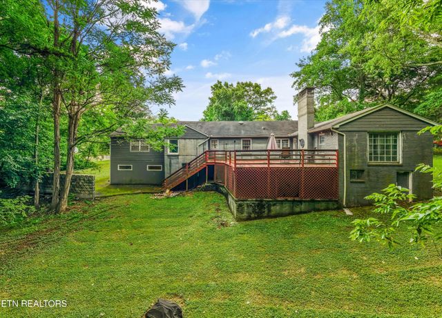 5403 E Sunset Rd, Knoxville, TN 37914