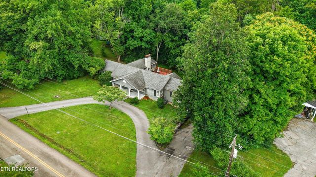 5403 E Sunset Rd, Knoxville, TN 37914