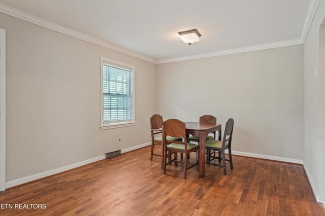 5403 E Sunset Rd, Knoxville, TN 37914