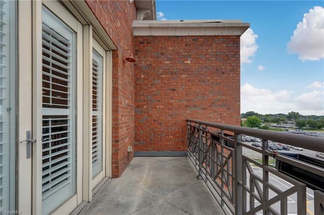 113 N Church Street 312, Greensboro, NC 27401