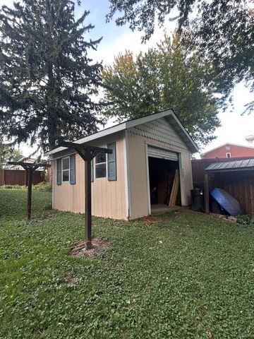 W2649 State Road 33, La Crosse, WI 54601