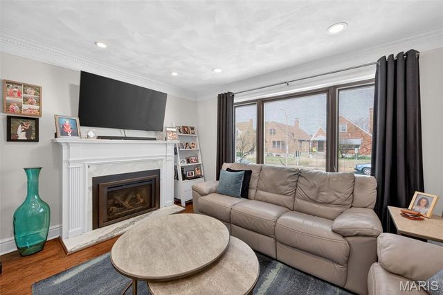 6734 Plainview Avenue, St Louis, MO 63109