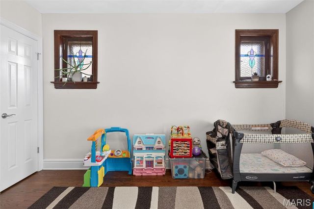 6734 Plainview Avenue, St Louis, MO 63109