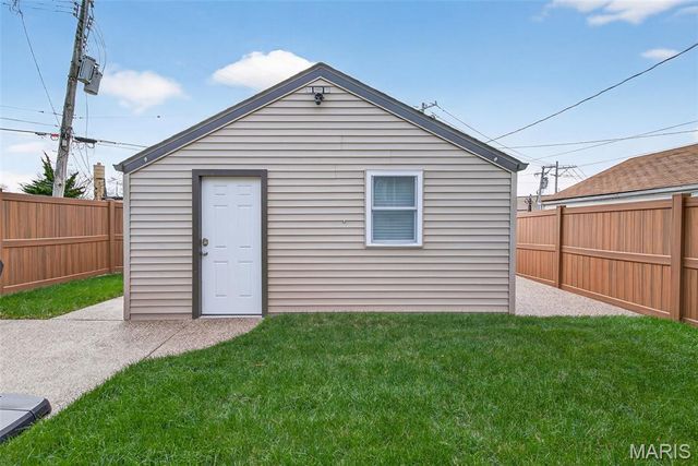 6734 Plainview Avenue, St Louis, MO 63109