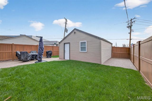 6734 Plainview Avenue, St Louis, MO 63109