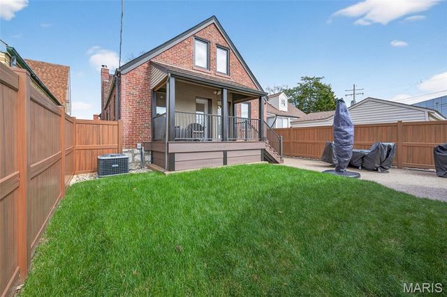 6734 Plainview Avenue, St Louis, MO 63109