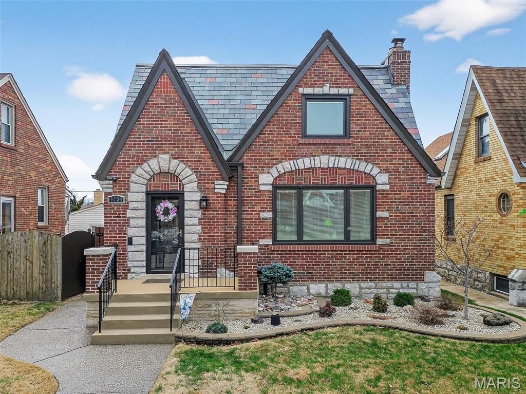 6734 Plainview Avenue, St Louis, MO 63109