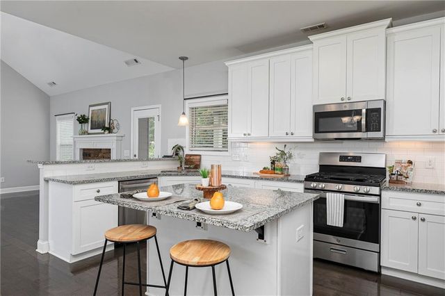 137 Unicoi Way, Dallas, GA 30132