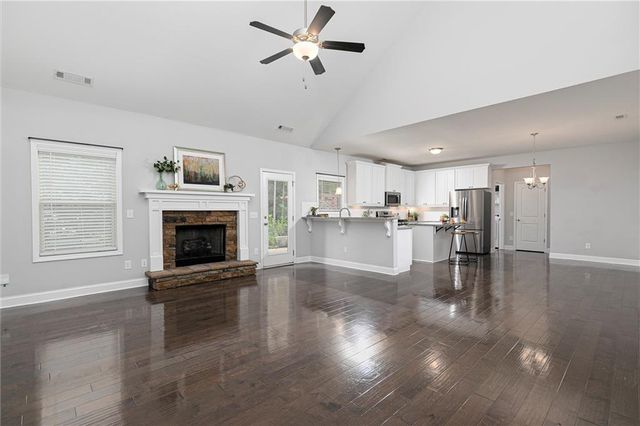 137 Unicoi Way, Dallas, GA 30132