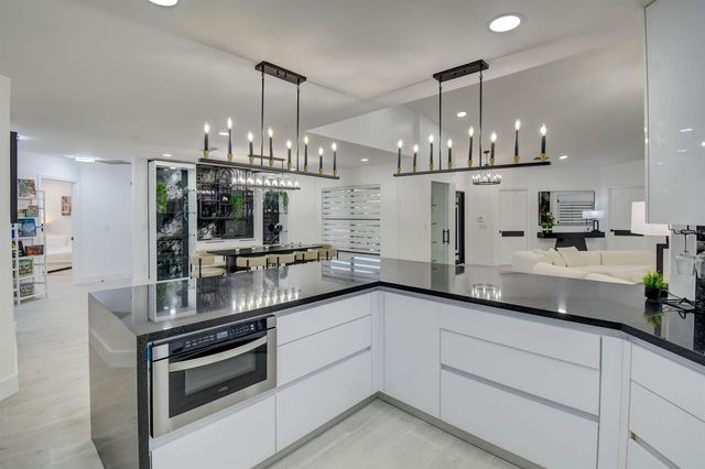 13302 Doubletree Circle, Wellington, FL 33414