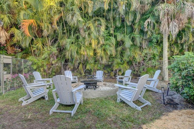 13302 Doubletree Circle, Wellington, FL 33414