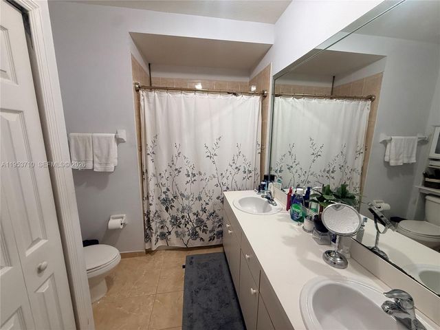 13865 SW 275th Ter, Homestead, FL 33032