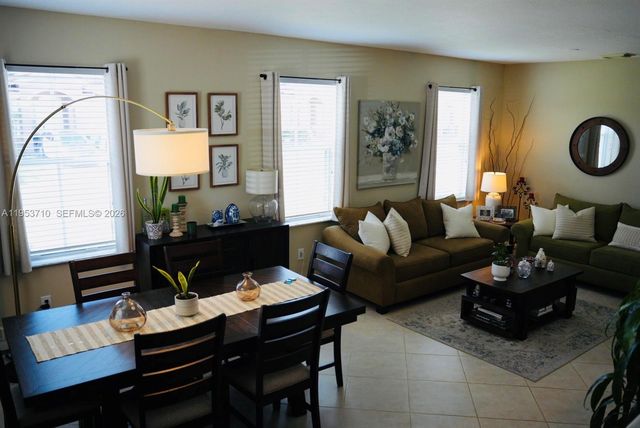 13865 SW 275th Ter, Homestead, FL 33032