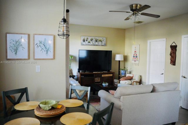 13865 SW 275th Ter, Homestead, FL 33032