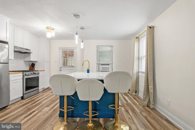 3234 E NORTHERN PKWY, Baltimore, MD 21214