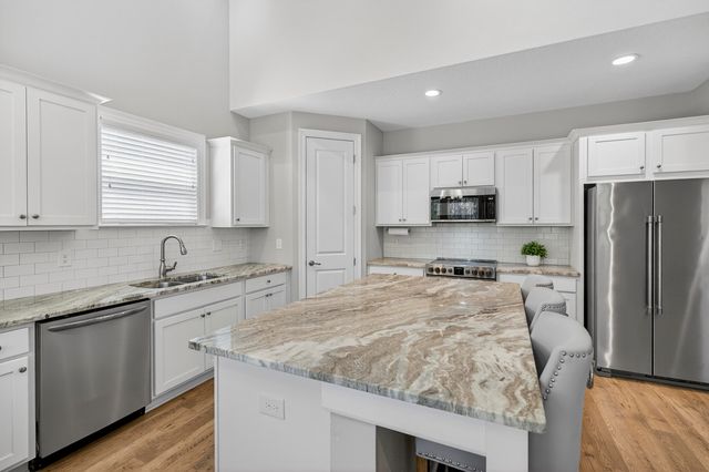 99 Laurel Oaks Drive, Freeport, FL 32439