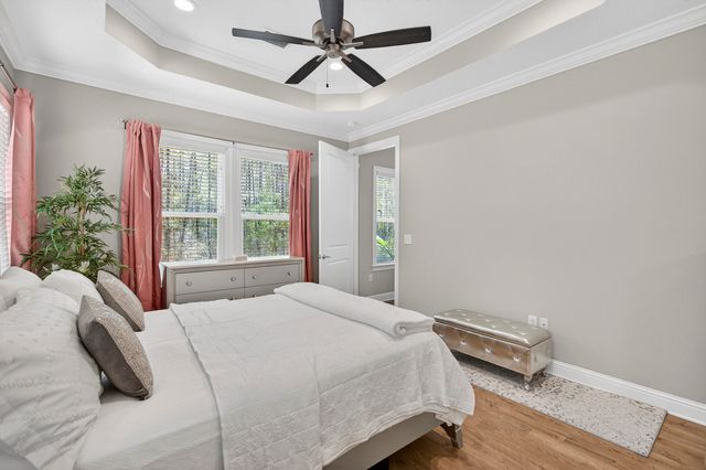 99 Laurel Oaks Drive, Freeport, FL 32439