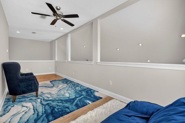 99 Laurel Oaks Drive, Freeport, FL 32439