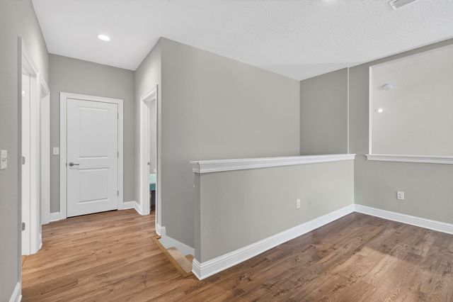 99 Laurel Oaks Drive, Freeport, FL 32439